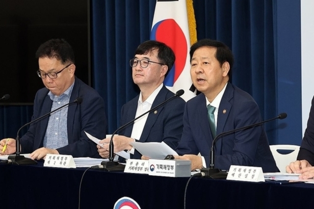 'AI·R&D'에 걸었다…李정부 첫 예산 728조·8대 확장재정