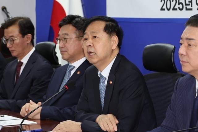 구윤철 "주식 양도세 대주주 기준 50억 유지…자본시장 활성화"