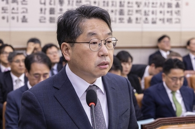 檢총장대행 이례적 입장문…"대장동 항소안하는게 타당…제결정"