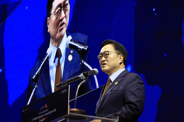 우원식 의장 "다자주의 국제협력 절실… 정치 양극화 해결해야"