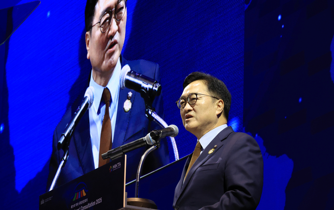 우원식 의장 "다자주의 국제협력 절실… 정치 양극화 해결해야"