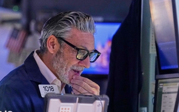 뉴욕증시, 셧다운 종료에 오히려 하락…나스닥 2.3↓