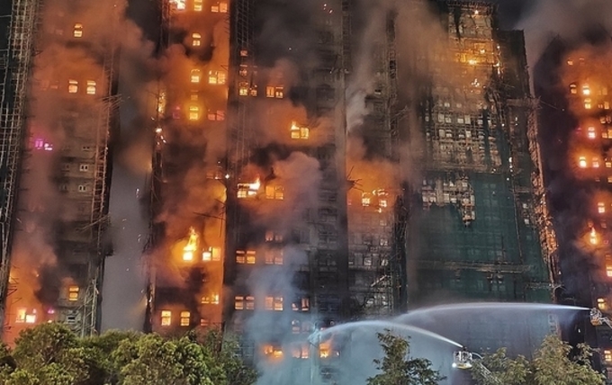 홍콩 아파트단지 대형화재…당국 "36명 사망·279명 실종"