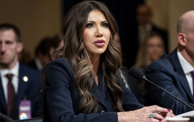 美국토안보장관 "마두로 물러나야"…베네수엘라에 선명한 경고