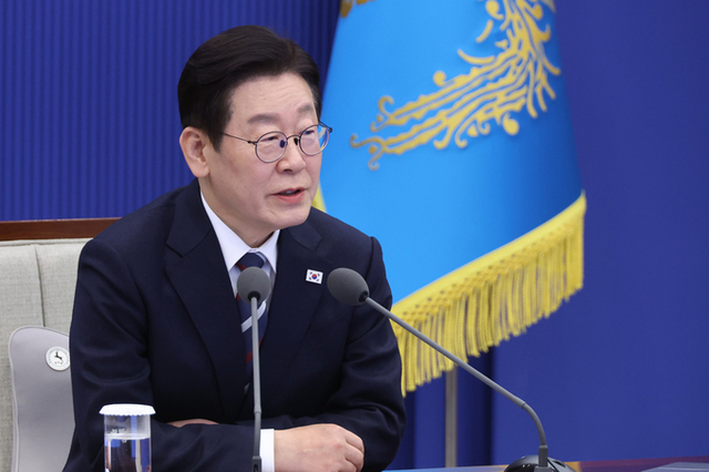 李대통령 "망국적 부동산 공화국 극복해야"