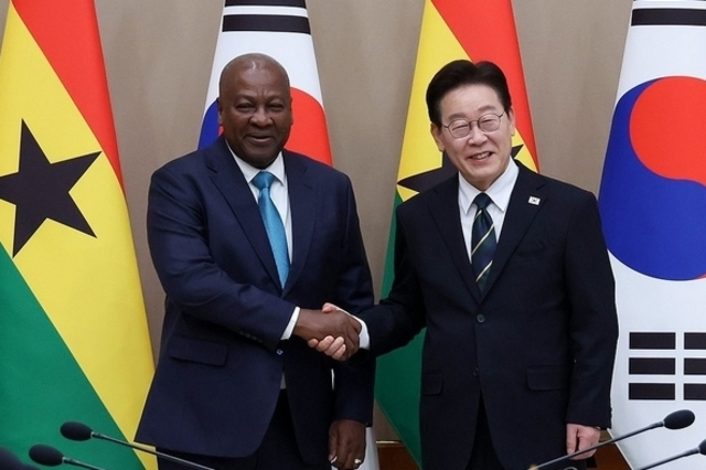 韓-가나, 기후변화 협력 강화…해적 등 해양범죄 정보 교환