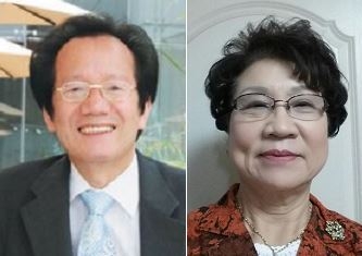 (좌측부터)이은집 소설가, 이임진 수필가.