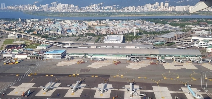 <strong>김해공항 /사진=연합뉴스</strong>
